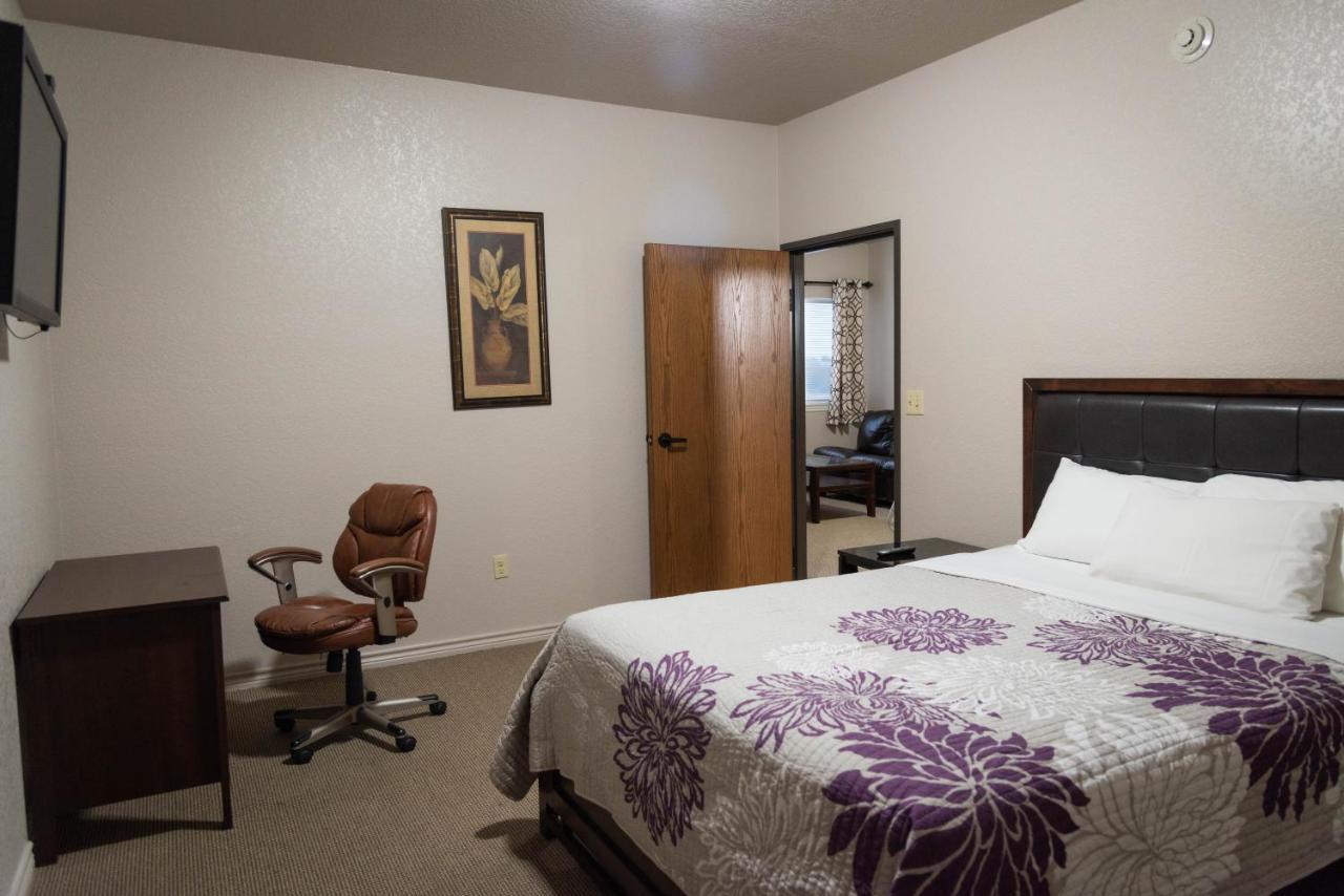 Premium Inn And Suites Killeen Exterior photo