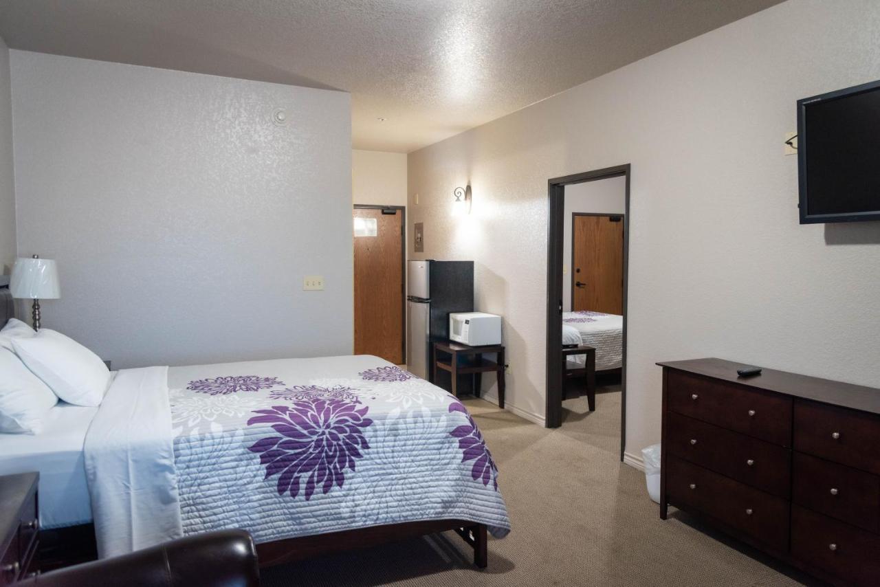 Premium Inn And Suites Killeen Exterior photo