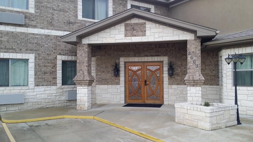 Premium Inn And Suites Killeen Exterior photo