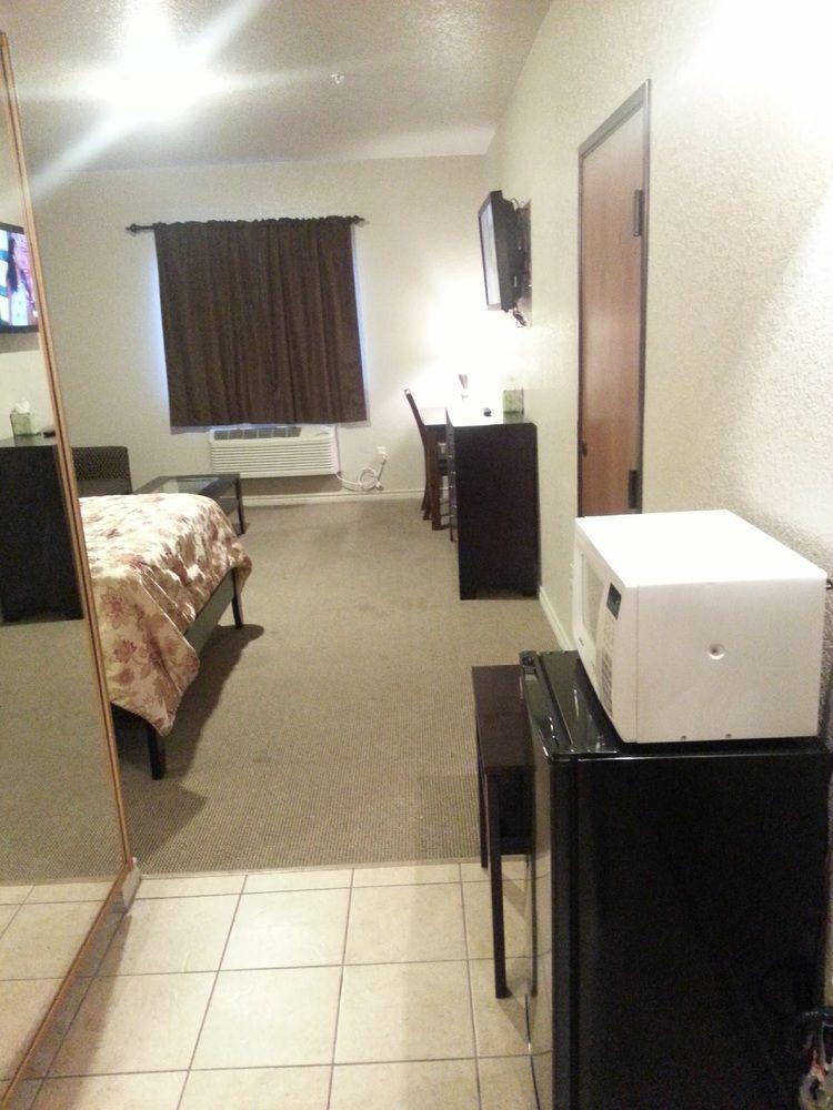 Premium Inn And Suites Killeen Exterior photo