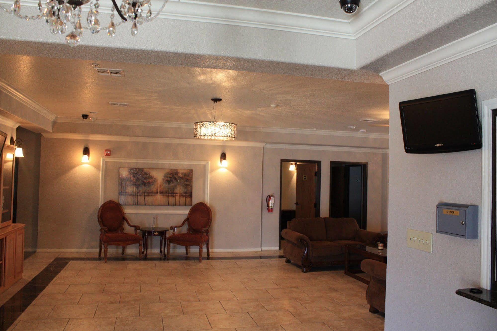 Premium Inn And Suites Killeen Exterior photo