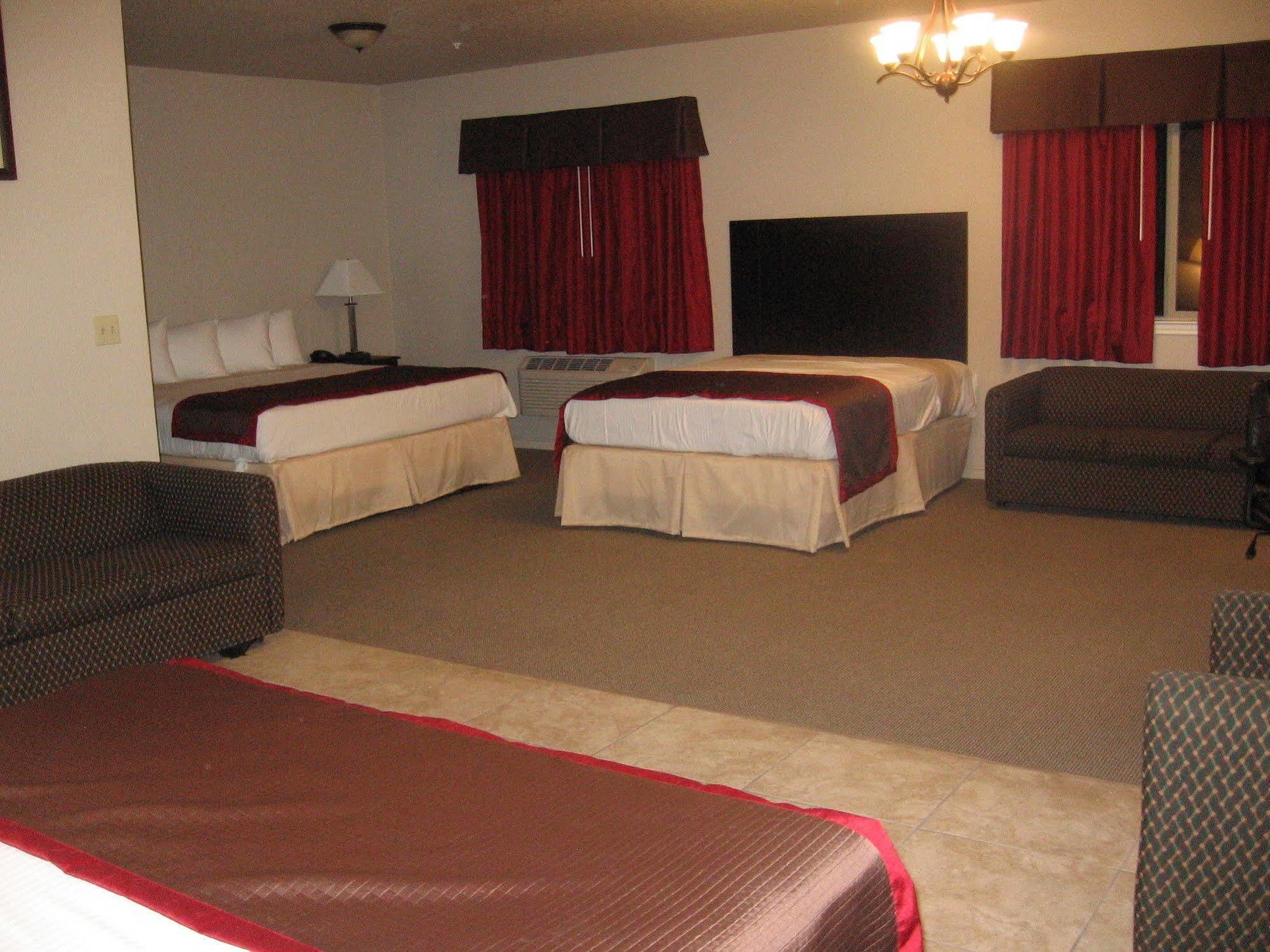 Premium Inn And Suites Killeen Exterior photo